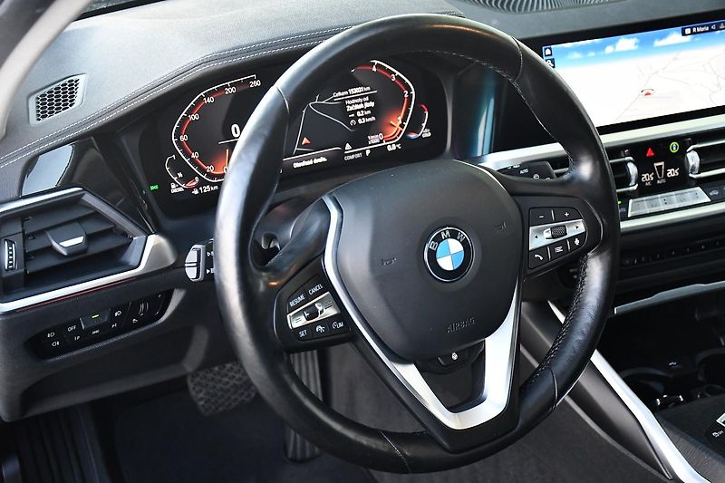 BMW Řada 3 320d xD M-SPORT REZERVACE - fotka 11 z 42