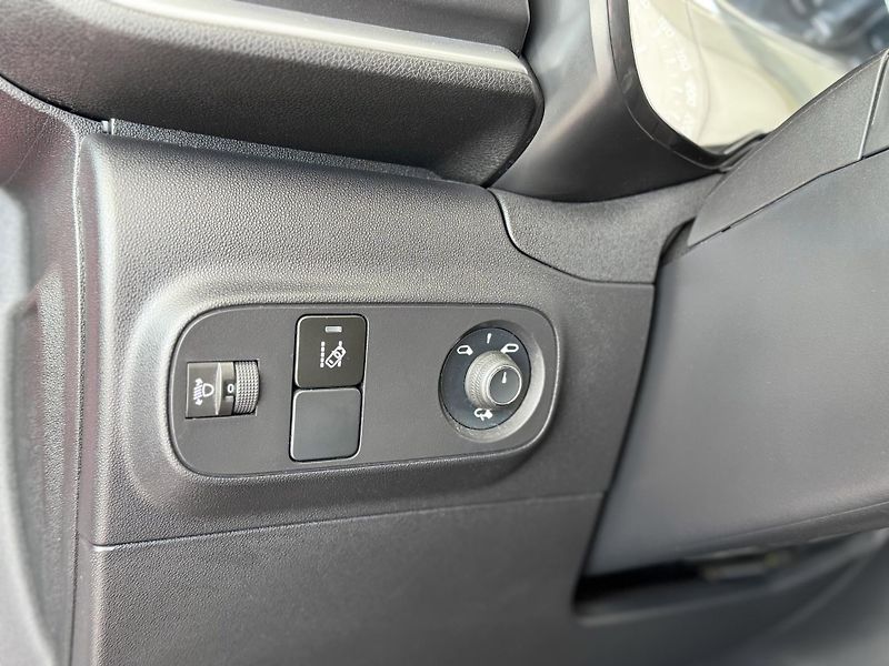 Citroën C3 1,2PT ICONIC*Tempomat*Vyhř.Sed - fotka 24 z 30