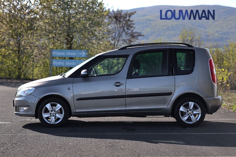 Škoda Roomster TSI AMBIENTE - fotka 3 z 17