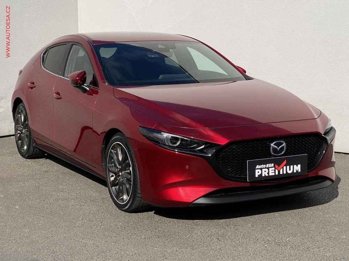Mazda 3 2.0i, 1.maj,ČR, AT, STK3/28