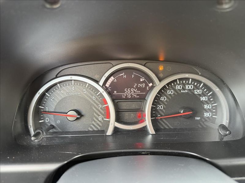 Suzuki Jimny 1,3 4x4 TAŽNÉ - fotka 15 z 19