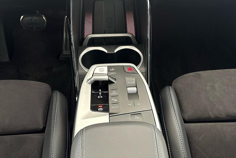 BMW X1 xDrive23d - fotka 10 z 17