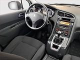 Peugeot 5008 (2012) 1.6 HDi, Tažné, dobrý stav - náhled 7
