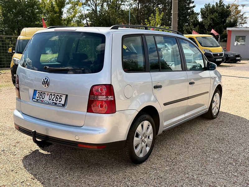 Volkswagen Touran 1.9TDi 77kW*TAŽNÉ* KLIMA - fotka 8 z 24