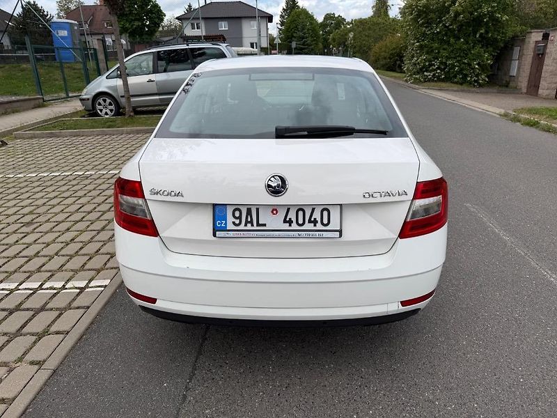 Škoda Octavia (2017) - fotka 3 z 14