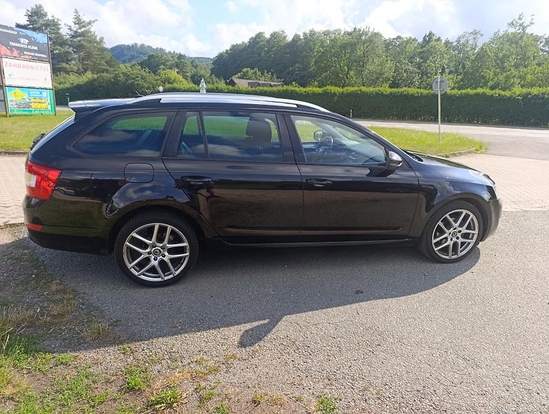 Škoda Octavia (2014) 1.6 TDi Green Line 81kw  - fotka 4 z 22