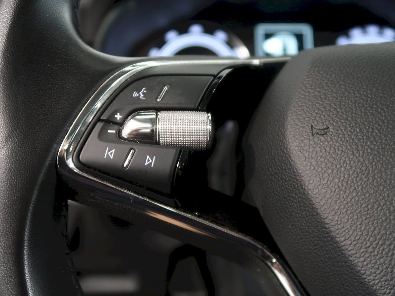 Škoda Kamiq (2023) AMBITION 1.5TSI 110KW - fotka 28 z 29