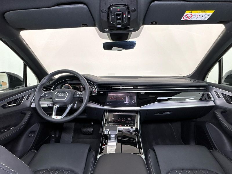 Audi Q7 60 S-Line quattro - fotka 5 z 31