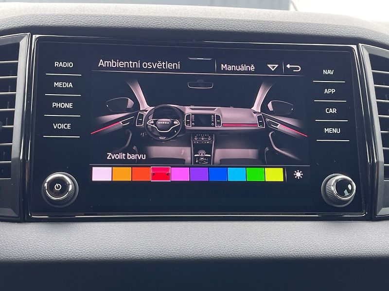 Škoda Karoq (2026) 1.5 TSI 110 kW DSG SportLine - fotka 20 z 35