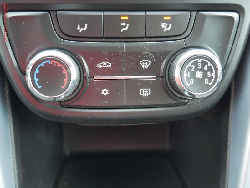 Opel Zafira (2017) 1.4T, ČR, AC, temp, STK2/28 - fotka 20 z 21