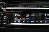 BMW Řada 5 M550i xDrive Sedan - náhled 22