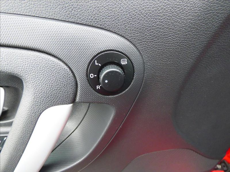 Škoda Roomster 1,9 TDI, Digi Klima, serviska - fotka 15 z 44