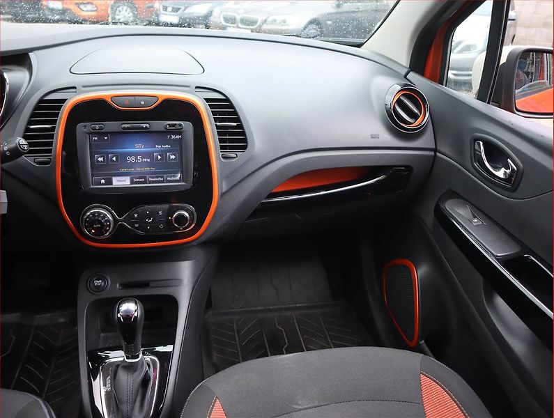 Renault Captur (2014) 1.2 TCe, Automat, Serv.kniha - fotka 8 z 17