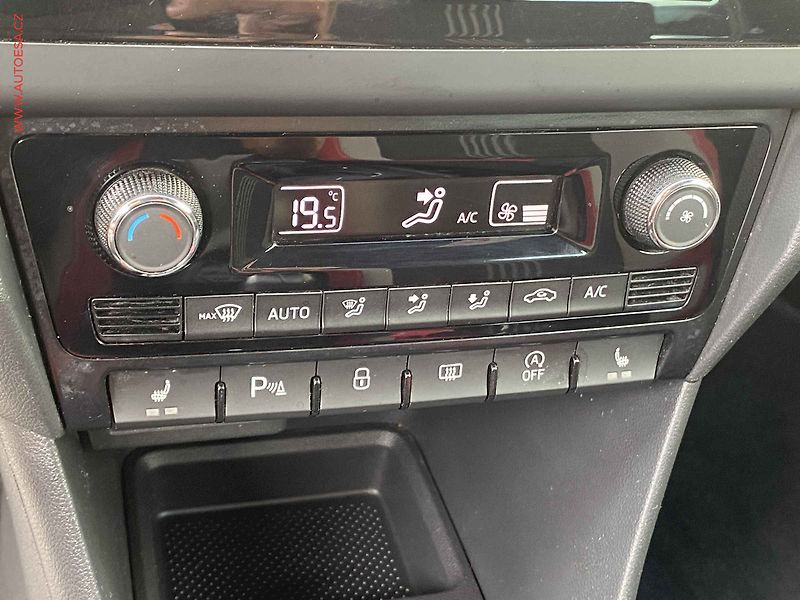 Škoda Rapid (2018) 1.0 TSI, ČR, Monte Carlo - fotka 14 z 16