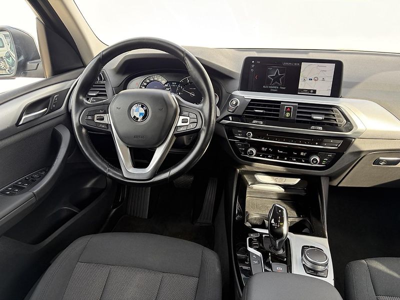 BMW X3 (2018) 2.0 D Xdrive  - fotka 12 z 31