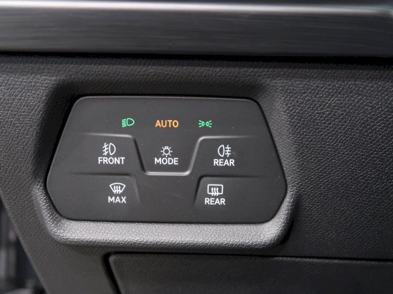 Cupra Formentor (2023) 2.0TSI 140KW 4x4 DSG TAŽNÉ - fotka 44 z 49