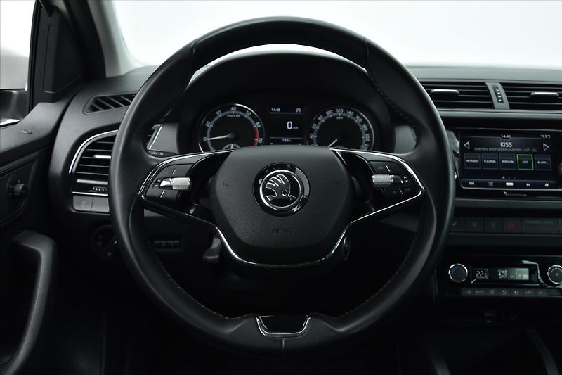 Škoda Fabia 1.0 TSI 70kW 1.MAJITEL DPH ČR - fotka 14 z 21