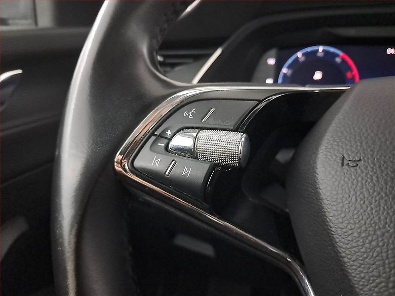 Škoda Octavia (2022) Ambition 2.0 TDI, ČR,1.maj - fotka 17 z 20