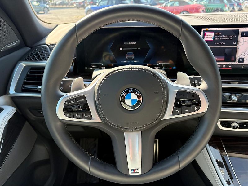 BMW X5 xDrive30d M-Sport Pano DAPro T - fotka 10 z 13