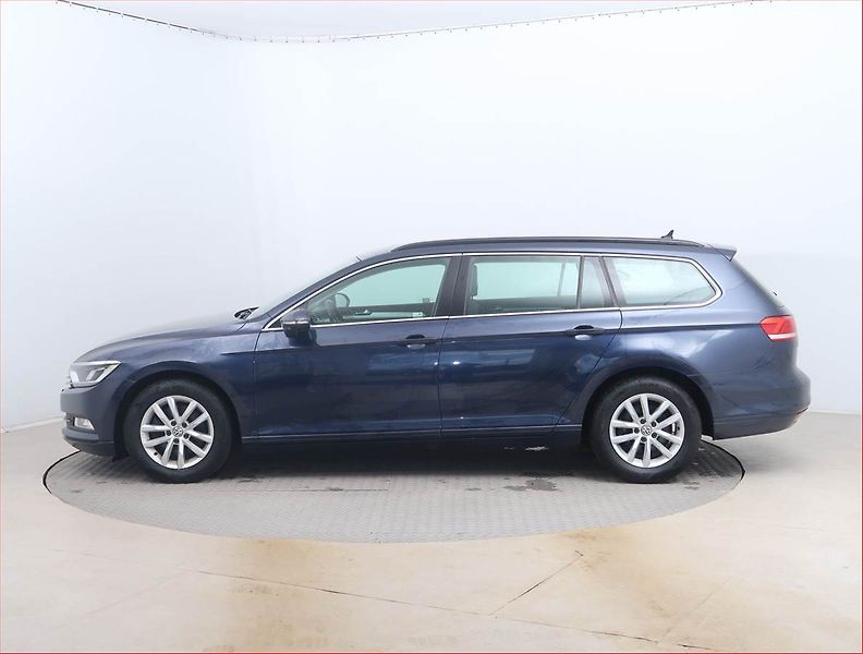 Volkswagen Passat (2015) Comfortline 1.6 TDI, Navi - fotka 3 z 15