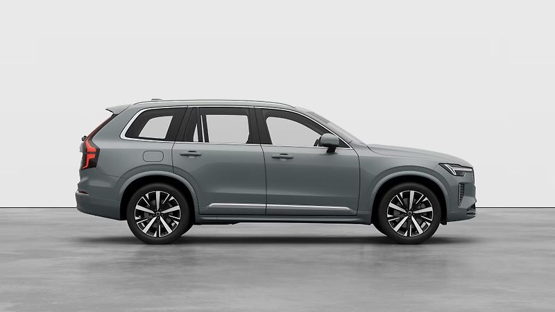 Volvo XC90 (2026) T8 AWD AUT Plug-in CORE 7míst - fotka 8 z 16