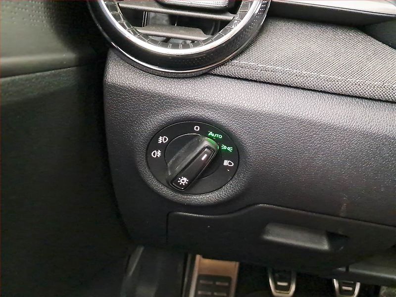 Škoda Fabia (2021) Style Plus 1.0 TSI, Serv.kniha - fotka 23 z 24