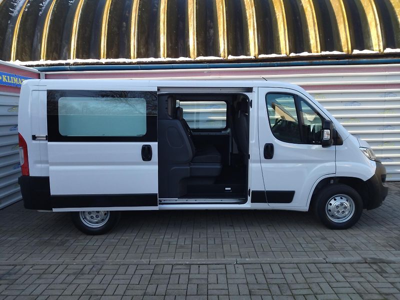 Opel Movano 2,2BHDi L2H1, 7 míst, Vestavba - fotka 5 z 39
