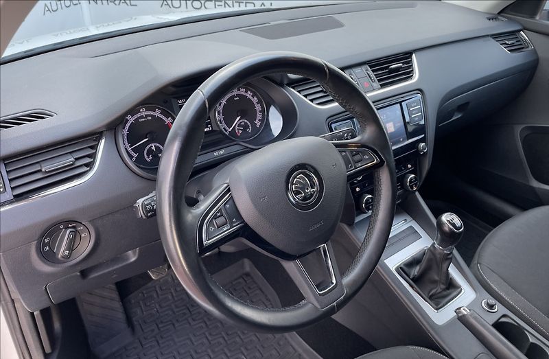 Škoda Octavia 1,4 TSi,110kW,ČR,DPH - fotka 12 z 23