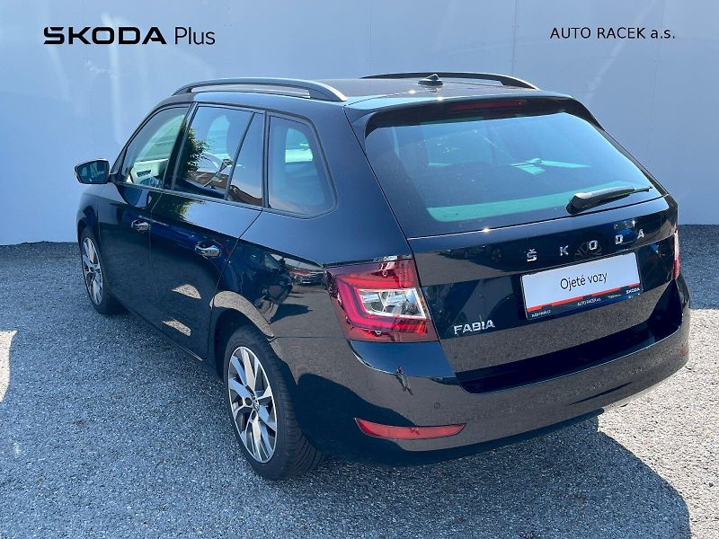 Škoda Fabia (2022) 1.0 TSI 70kW  Tour DSG - fotka 2 z 29