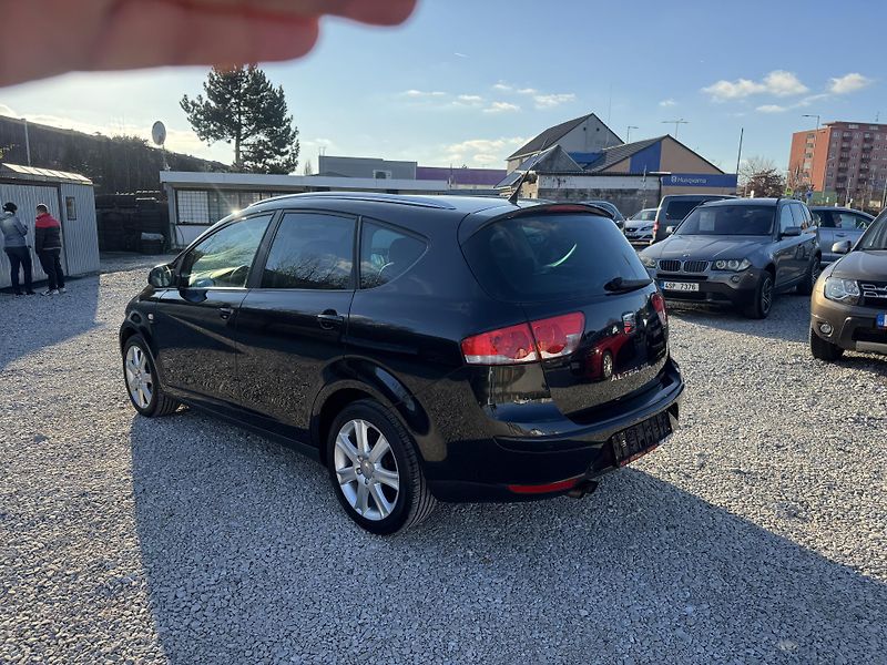 Seat Altea XL,1.4TSi,rezervace - fotka 5 z 43