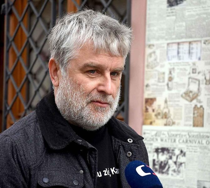 Z natáčení komedie Když se zhasne v Olomouci