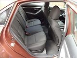 Hyundai i30 1,6i 88kW - náhled 23