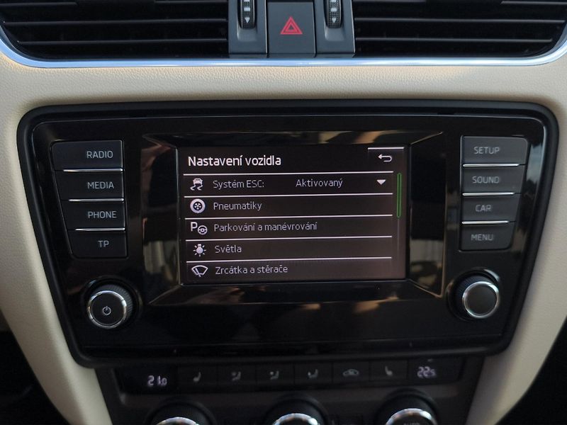 Škoda Octavia (2014) ELEGANCE 1.6 TDi 77kw, ČR - fotka 19 z 25