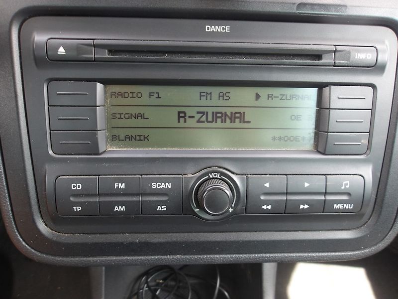 Škoda Roomster 1,6i AUTOMAT !!! - fotka 27 z 28