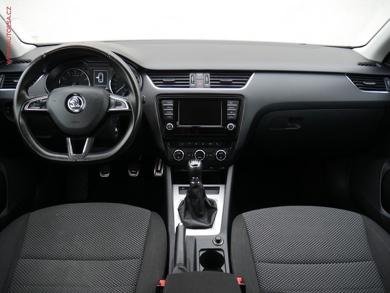 Škoda Octavia (2016) 1.4 TSi, Ambition, autoAC - fotka 8 z 18