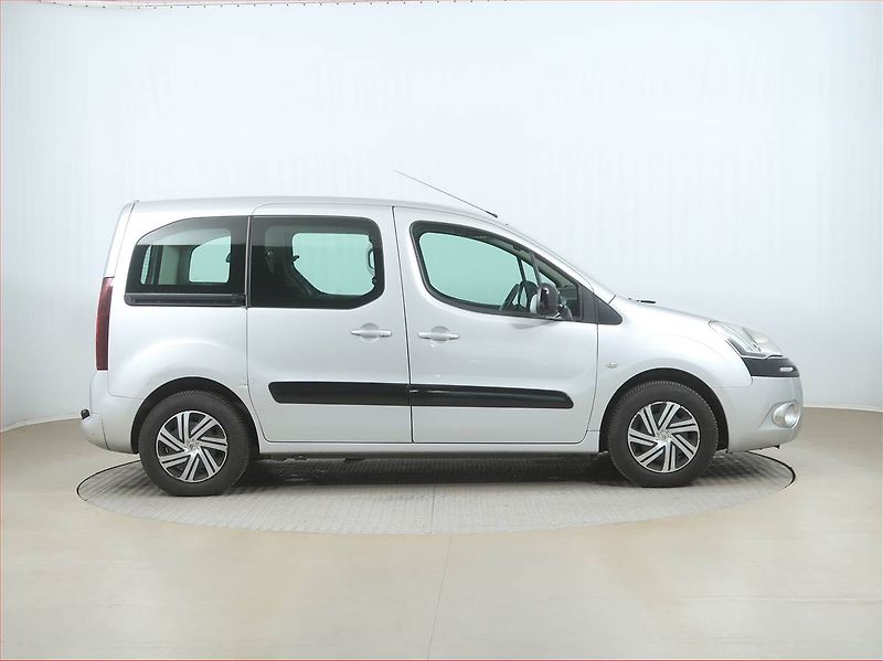 Citroën Berlingo (2013) Selection 1.6 HDi, 5Míst - fotka 6 z 14