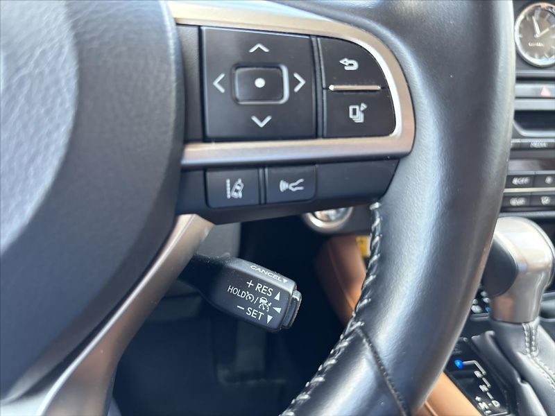 Lexus RX 2,0 i 175kW AT 4x4 Limited edi - fotka 38 z 47