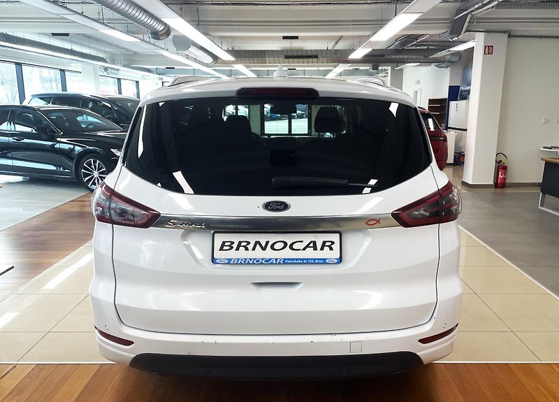 Ford S-MAX Titanium 2,0D 110kW 7 MÍST, ČR - fotka 5 z 28