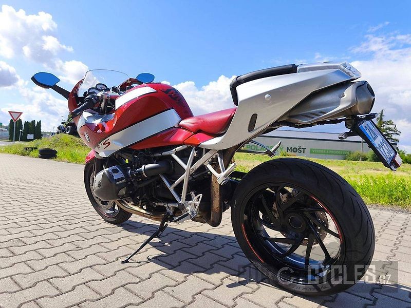 BMW R 1200 S (2006) - fotka 8 z 12