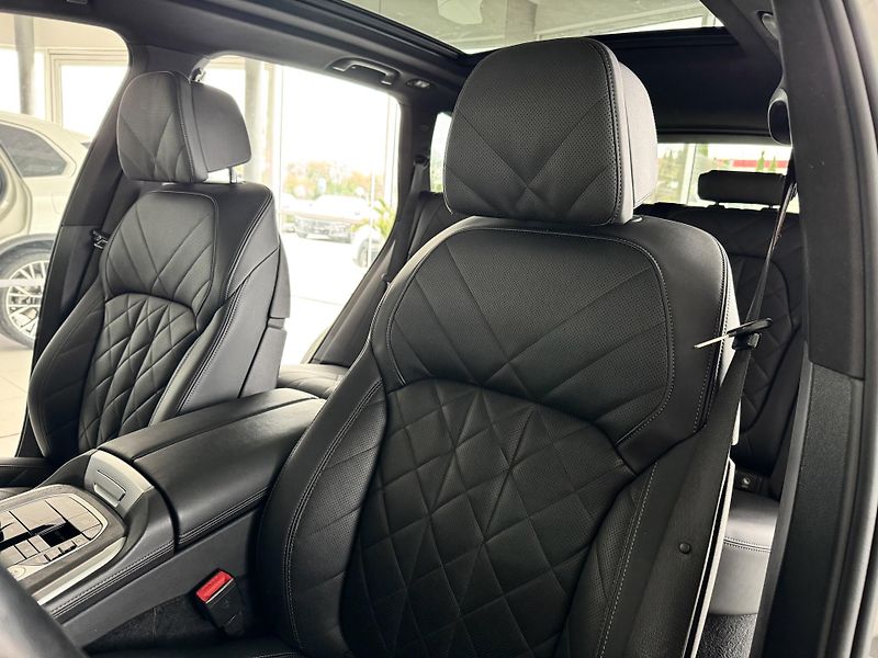 BMW X5 40i xDrive*280kW*Laser*Panoram - fotka 14 z 45