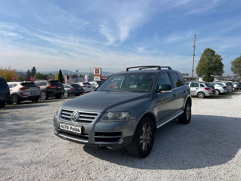 Volkswagen Touareg 3.0 TDI V6 4x4 - fotka 6 z 16