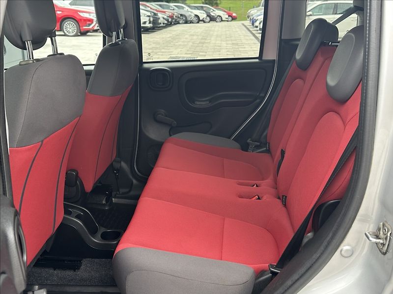Fiat Panda 1,3 JTD 75PS  Pop 4x4 - fotka 14 z 49