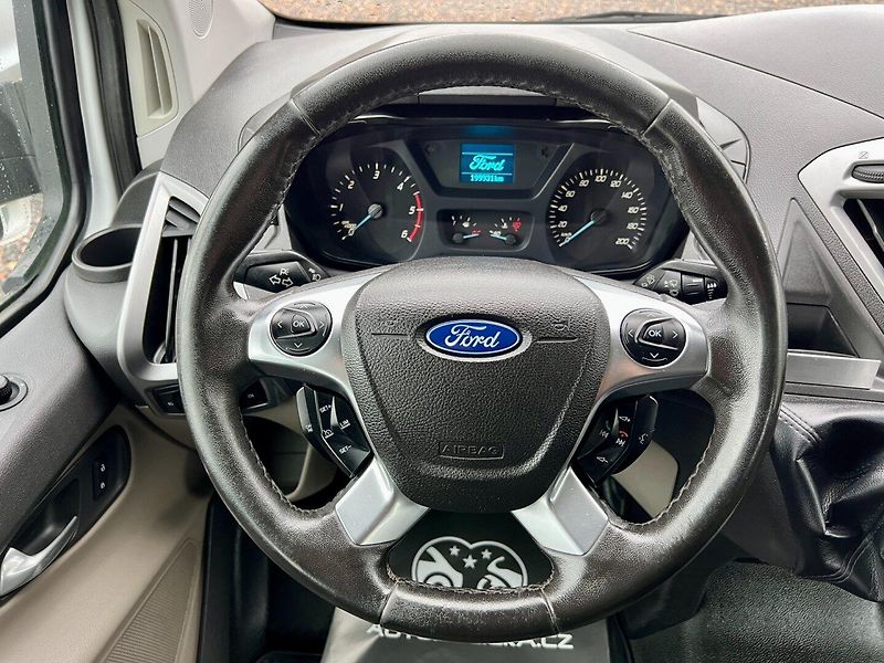 Ford Transit Custom (2016) 2.2d 5 míst SUPER STAV - fotka 15 z 19