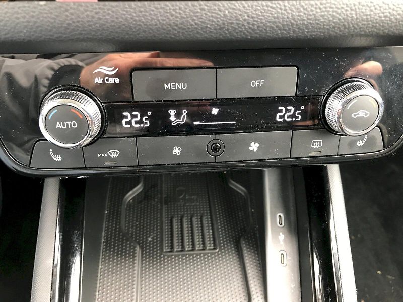 Škoda Kamiq (2025) SELEC TSI 85/1.0 A7F - fotka 21 z 29