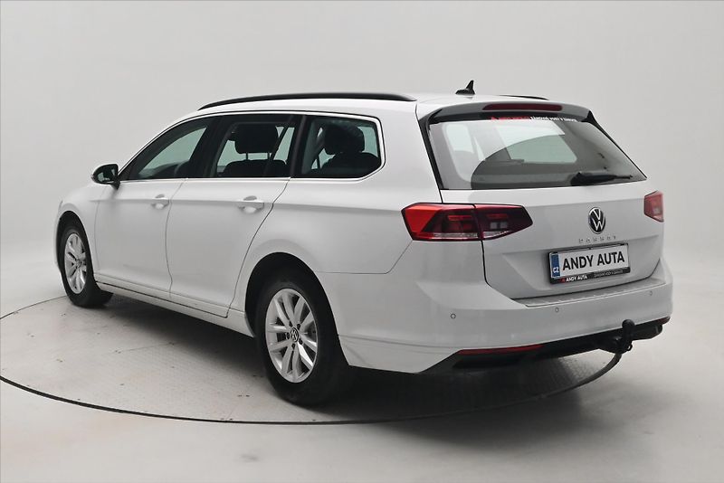 Volkswagen Passat 2,0 TDI 110 kW DSG Business Zá - fotka 7 z 33