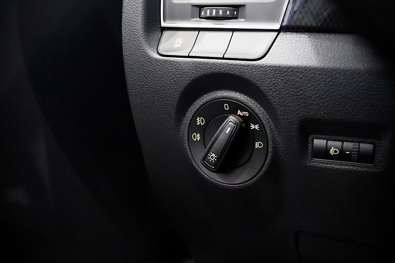 Škoda Fabia 3 Combi 81 kW Monte Carlo - fotka 17 z 31