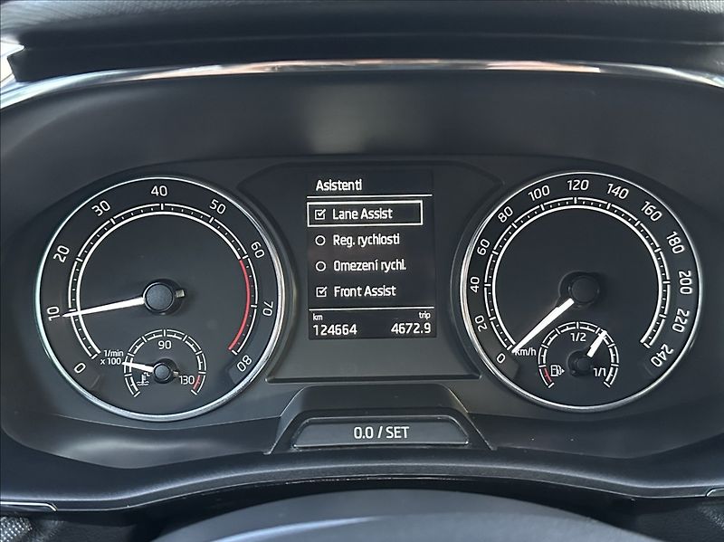 Škoda Fabia 1,0 TSI 110PS  Style DSG - fotka 38 z 53