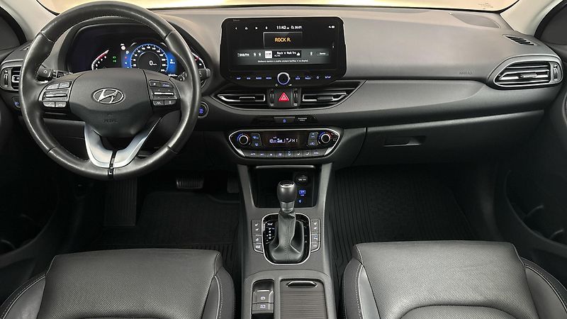 Hyundai i30 1.5 T-GDI AUT Style Kombi - fotka 8 z 28