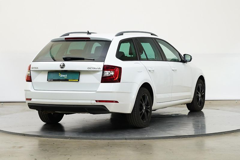 Škoda Octavia - fotka 2 z 28