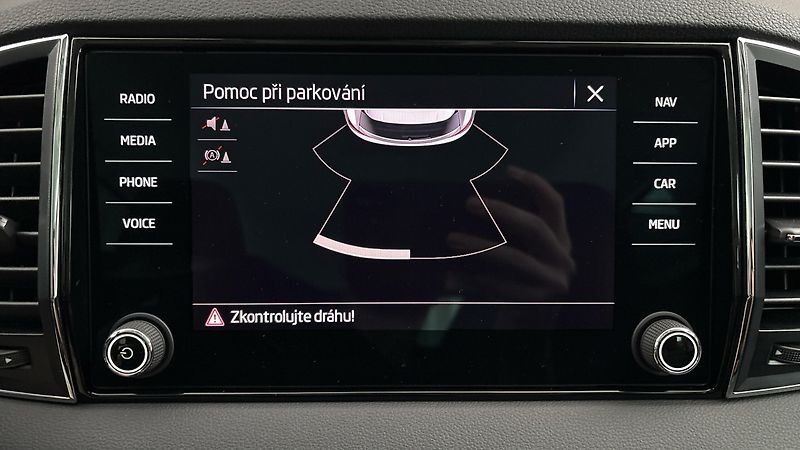 Škoda Karoq 2.0 TDI Style - fotka 12 z 25